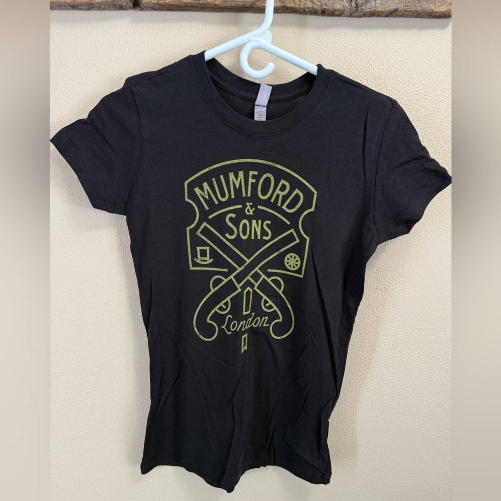 NEW Women’s Mumford & Sons London Tour Tee Sz: Large (fitted)